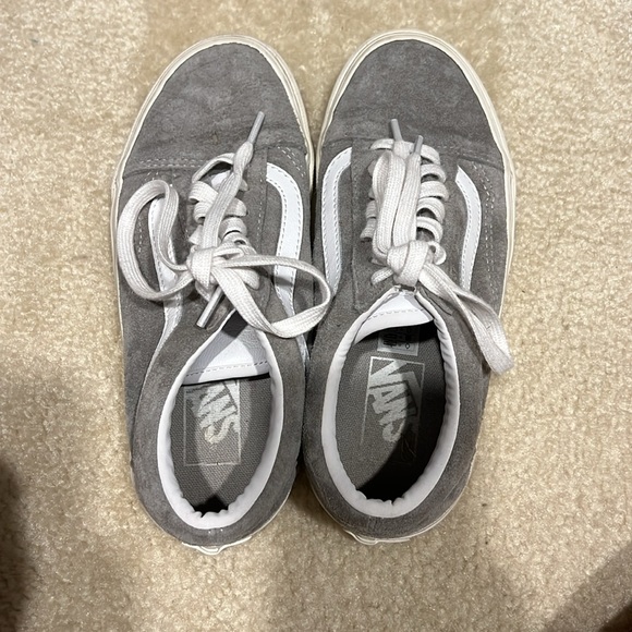 Women’s suede vans size 6 - Picture 3 of 3